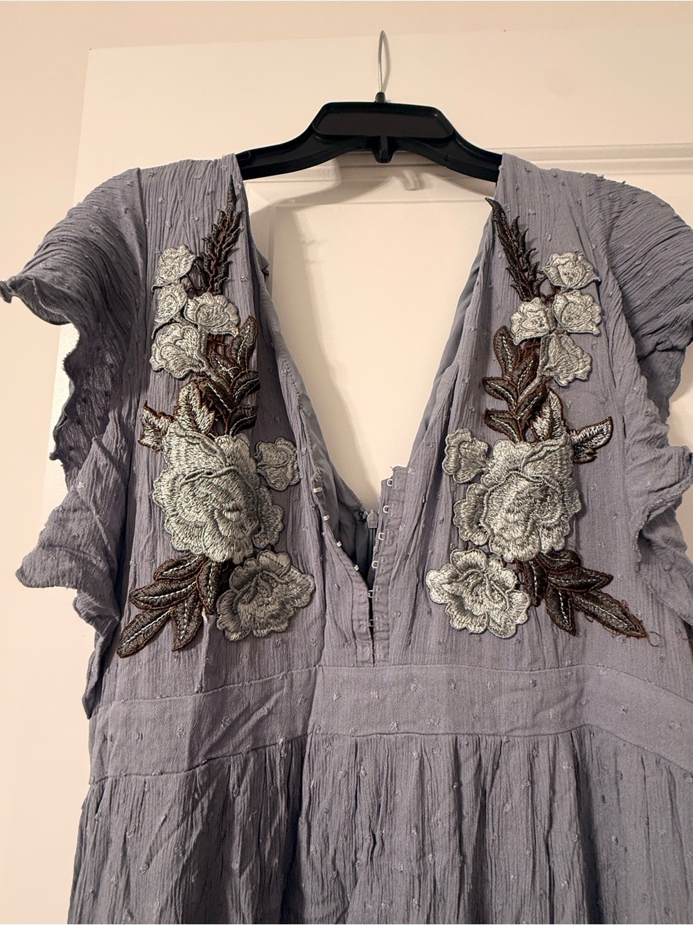 Joyfolie Giovanni Maxi Dress Embroidered Floral V-Neck